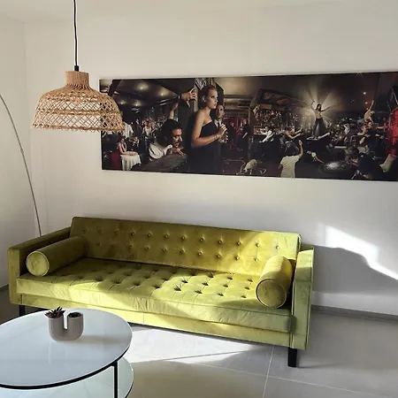 Neubau Mit 2 Terrassen Appartement