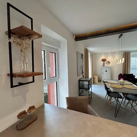 Neubau Mit 2 Terrassen Appartement *