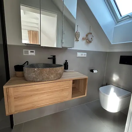 Neubau Mit 2 Terrassen Appartement