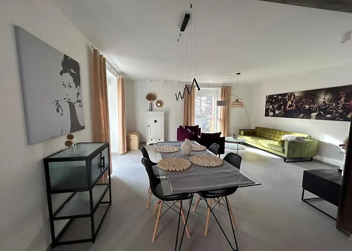 Neubau Mit 2 Terrassen شقة *